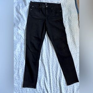 Gap High Rise True Skinny Jeans with Secret Smoothing Pockets Black, Size 12/31L